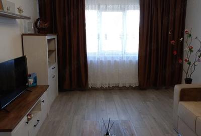 Apartament cu 2 camere decomandat în Rovine - 5