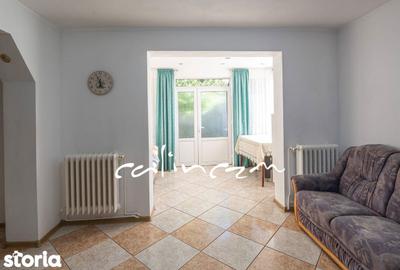 Casă cu 8 camere cu Teren 1385 Mp în Sânmartin - 7