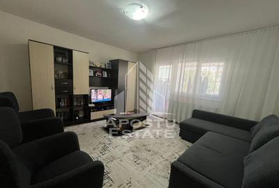Apartament cu 3 camere, 2 bai, decomandat, etajul 2, cent...