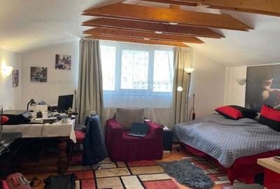 Casă cu 6 camere cu Teren 496 Mp în Central - 1