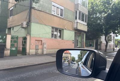 Spațiu comercial, 70 mp în Medicină