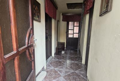 Casă cu 4 camere cu Teren 1000 Mp în Ciclova Română - 8