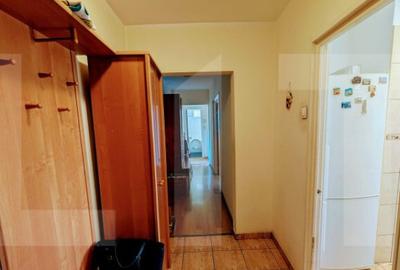 Apartament cu 3 camere decomandat, mobilat în P-ța Victoriei - 2