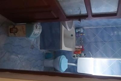 Casă cu 4 camere cu Teren 700 Mp în Tăbărăști - 1