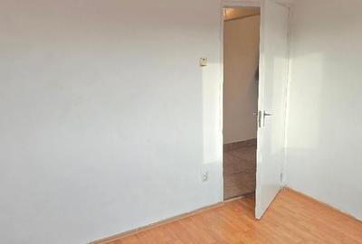 Vand apartament 2 camere decomandat in Deva, zona Micro 15, - 3