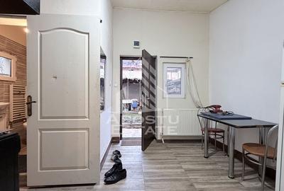 Casa la curte comuna Dambovita malul Begai - 1