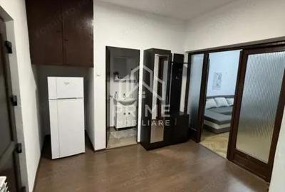 Apartament cu 3 camere decomandat în Cetate - 6