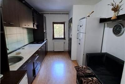 Etaj 1, apartament 4 camere, Dambovita centrala proprie Etaj 1, apartament 4 camere, Dambovita centrala proprie - 2