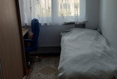 Apartament cu 3 camere semidecomandat în Central - 7