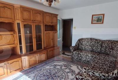 Apartament cu 2 camere, 54 mp, etaj intermediar, zona Cuza V - 2