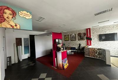 Oportunitate unica!Spatiu comercial parter+demisol, plus apartament la etaj - 2