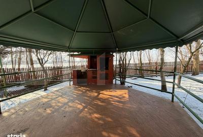 Casă cu 9 camere cu Teren 2200 Mp în Fălticeni - 2