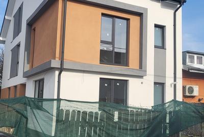 Casă individuală cu 6 camere cu Teren 274 Mp în Bucureștii Noi - 1