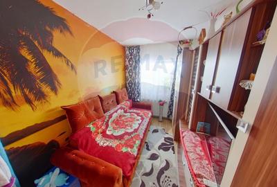 Apartament cu 3 camere decomandat, mobilat în Central - 1