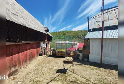 Casă cu 6 camere cu Teren 711 Mp în Ardeoani - 1