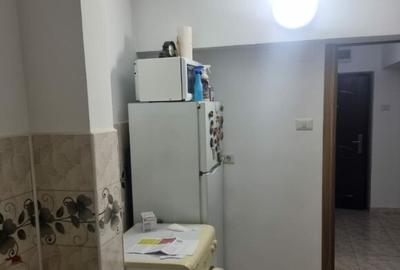 Apartament cu 2 camere decomandate zona Burdujeni - 3