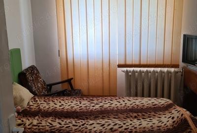 Apartament cu 3 camere decomandat în Turda - 10