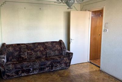 Apartament cu 3 camere semidecomandat în Central - 6