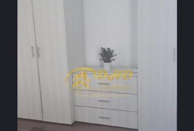 Apartament cu 2 camere semidecomandat în Podu Roș