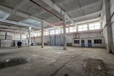 Spațiu industrial, de 6,500 mp, în Nord - 25