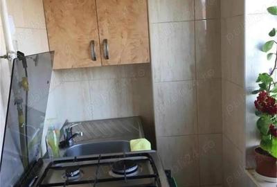 De vanzare apartament cu 2 camere in zona Doroban?i etaj 4 acoperis tigla - 1
