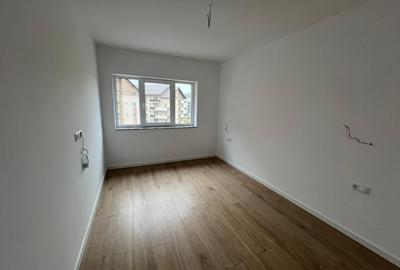 Apartament cu 3 camere, 60 mp,terasa, zona  Porii - 9