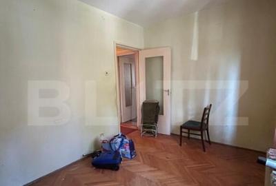 Apartament cu 4 camere, 82mp, zona Dambu