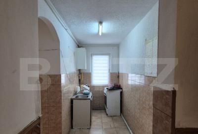 Apartament cu 3 camere decomandat în Dâmbu Pietros