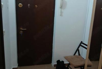 Garsonieră decomandată în Far - 2