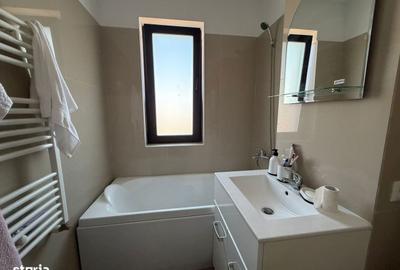 Apartament cu 2 camere decomandat în Rediu - 2