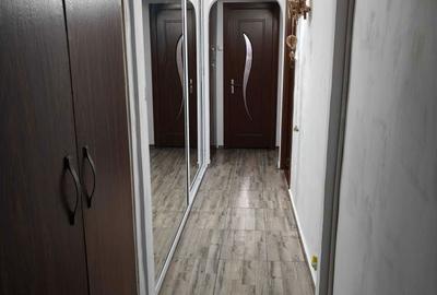 Apartament cu 3 camere decomandat în Central - 3