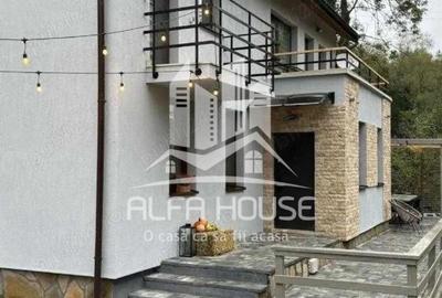 Casă cu 4 camere cu Teren 622 Mp în Central - 1