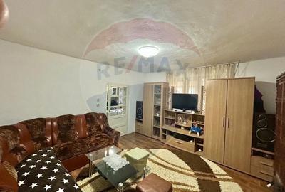 Casa de vanzare cu teren 680mp in Salonta - 4