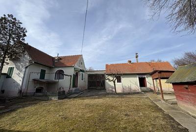 Casă cu 4 camere în Armeni - 2