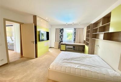 Apartament cu 4 camere decomandat în Nordului - 20