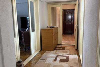 Apartament cu 4 camere decomandat în Central - 8