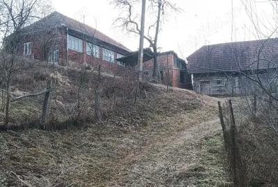 Casă cu 4 camere în Răchitova