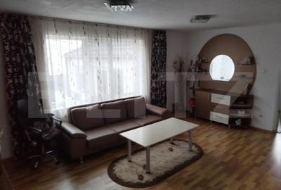 Casă cu 5 camere cu Teren 420 Mp în Central - 13