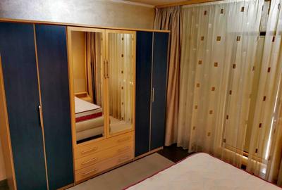 Apartament cu 4 camere decomandat în Central - 3