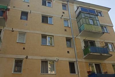 Apartament cu 3 camere în Simeria - 8