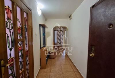 Apartament cu 3 camere in zona Girocului, centrala termica, doua bai - 13
