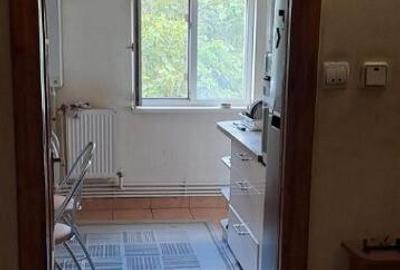 Poarta 6, decomandat, 3 camere, etaj 1, vanzari Constanta - 3