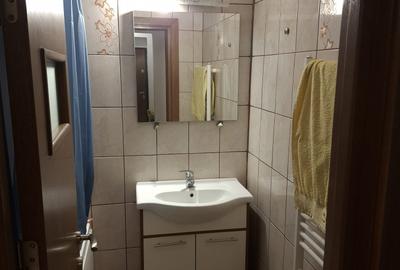 3 camere Exercițiu / fondul vechi , Decomandat / centrala , Amplasament DEOSEBIT - 7