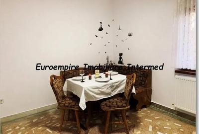 Casă cu 5 camere cu Teren 400 Mp în Agigea - 3