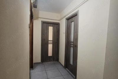Apartament cu 3 camere decomandat în Școlilor - 3