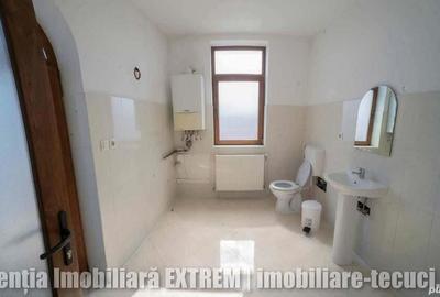 Spa?iu comercial multifunc?ional in Tecuci, 124 mp, in ZONA ZERO Spa?iu comercial multifunc?ional in Tecuci, 124 mp, in ZONA ZERO - 16