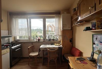 3 camere/Zona Liceului Onisifor Ghibu - 3