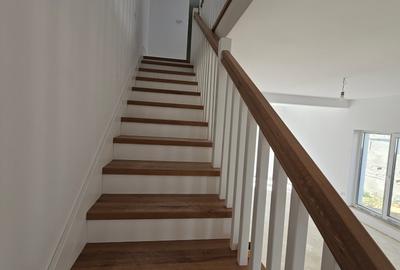 Duplex cu 3 camere cu Canalizare în Moșnița Nouă - 9