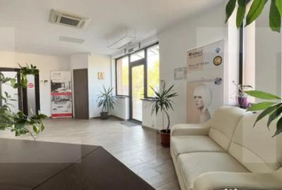 Spațiu comercial, de 660 mp, în Mehala - 1