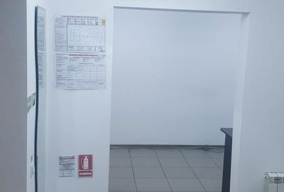 Spațiu comercial, de 32 mp, în Central - 5